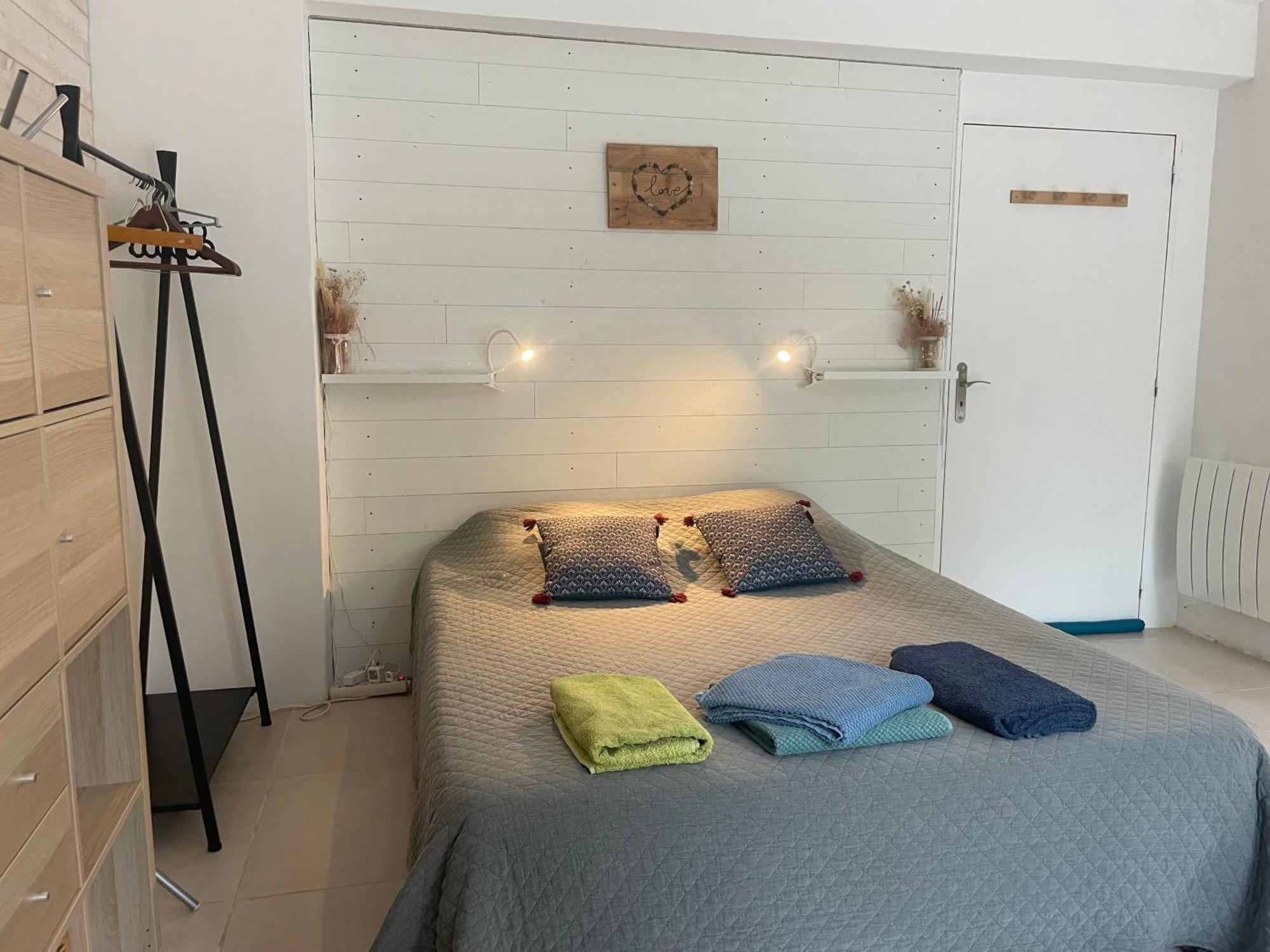 Maison D'Hotes Les Jardinettes En Luberon Villelaure エクステリア 写真